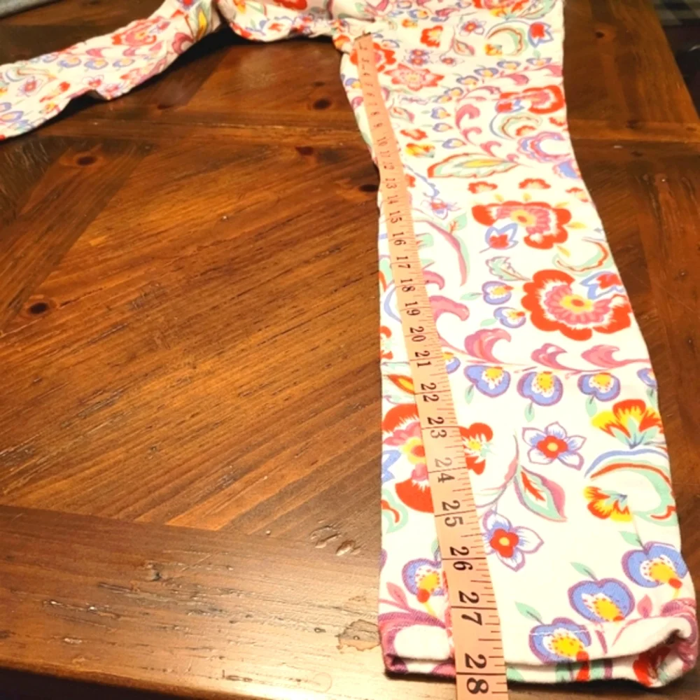 Anthropologie Pilcro Mid-Rise Skinny Jeans | Anthropologie Jeans | Floral Jeans